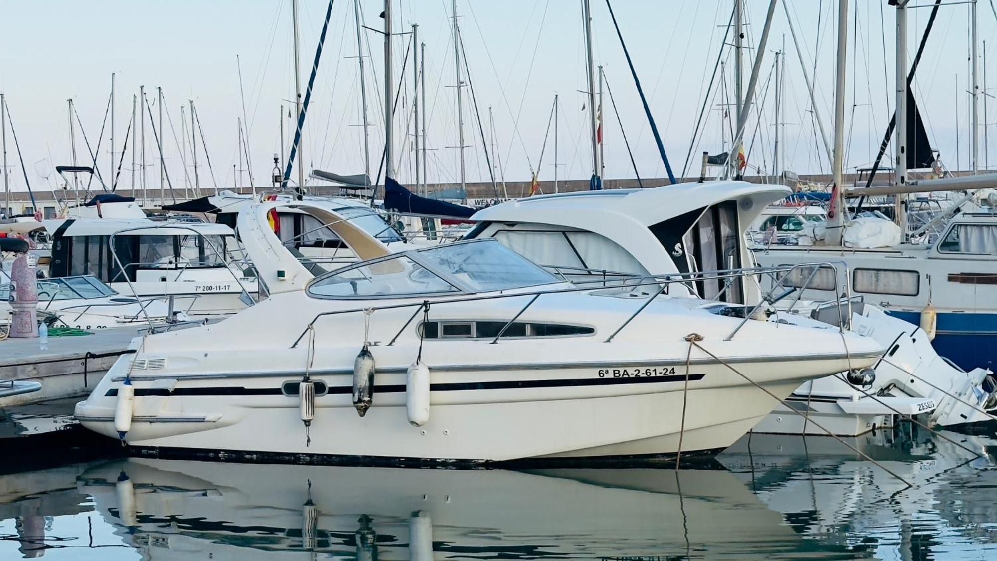 Boat In For Sleeping And Sailing Barcelona